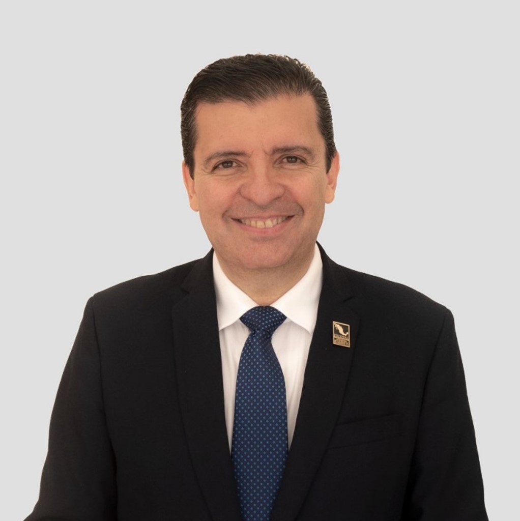Dr. Javier Furlong (Mexico)